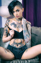 Leigh Raven Tattooed Hottie 06
