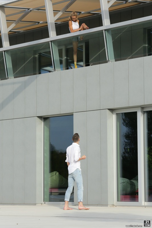 Little Yellow Socks 03