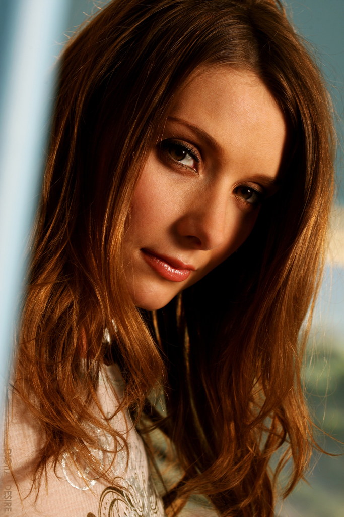 Victoria Red  04