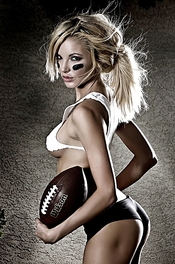 Valentina Is Ready For The Football Season 09