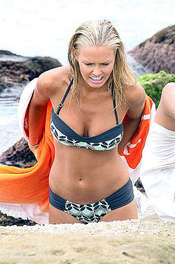 Lara Bingle 08
