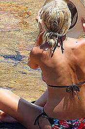 Lara Bingle 09