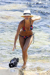 Lara Bingle 12