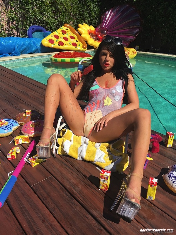Adriana Chechik Nude By The Pool 00