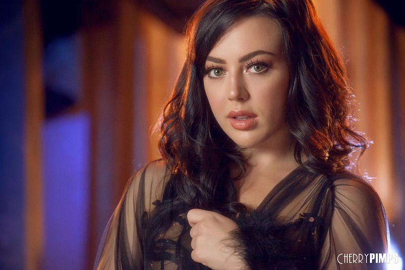 Whitney Wright sure does know how to captivate you with those eyes 01