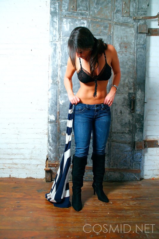 Sultry Babe Christine 09