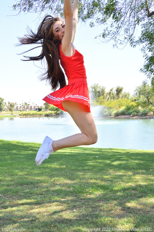 Kinky Cheerleader 05