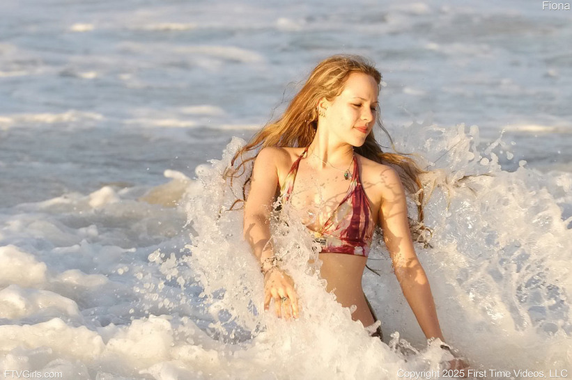 Sandy Beach I 07