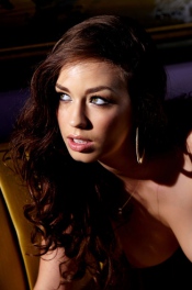 Madi Meadows Retro Love 16