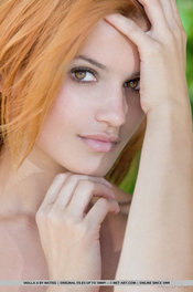 Hot Redhead Violla A 12