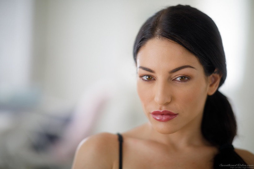 Kissa Sins Posing 04