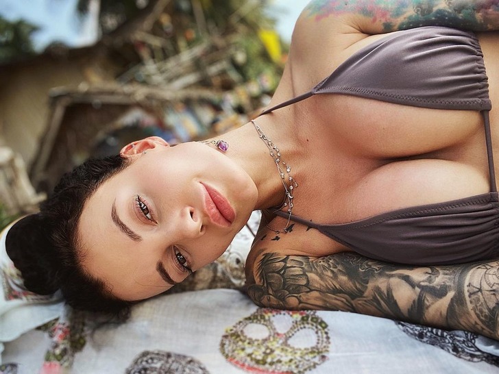 Sweet Beauty Anya Sugar 24