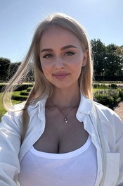 Kiss Of Life | Viktoria Berest 20