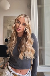 Veronika Gorska 13