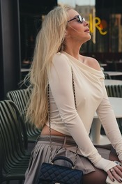 Veronika Gorska 18