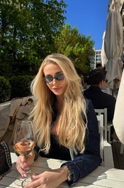 Veronika Gorska 19