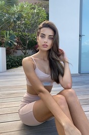 Elizabeth 19