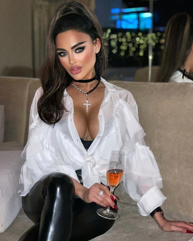 Nita Kuzmina 12
